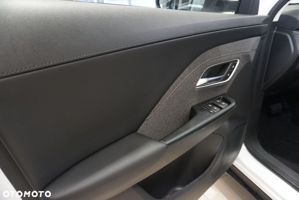 MG ZS Hybrid+ - 14