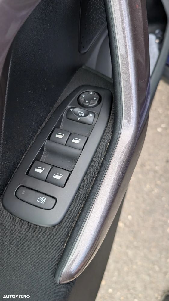 Peugeot 2008 PureTech 82 Active - 10