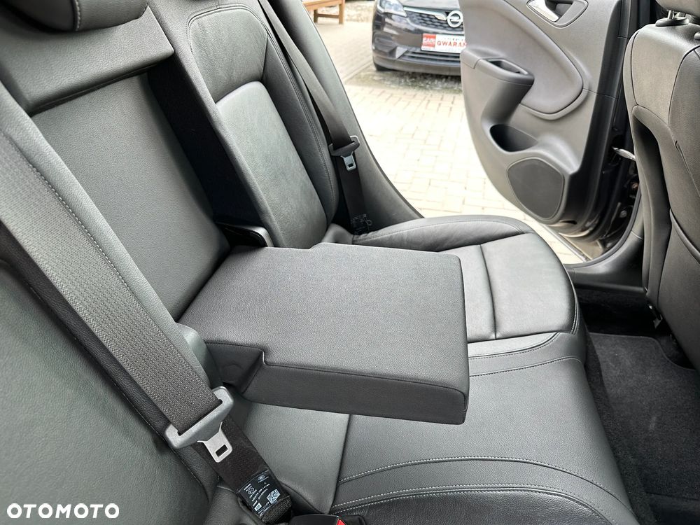 Opel Astra - 25