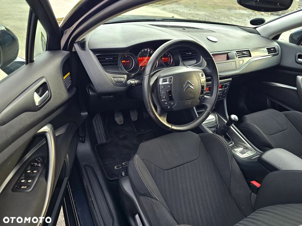 Citroën C5 2.0 16V Confort - 5