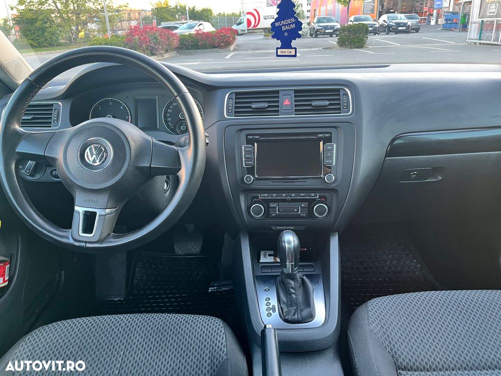 Volkswagen Jetta 1.6 TDI DPF Comfortline DSG - 6