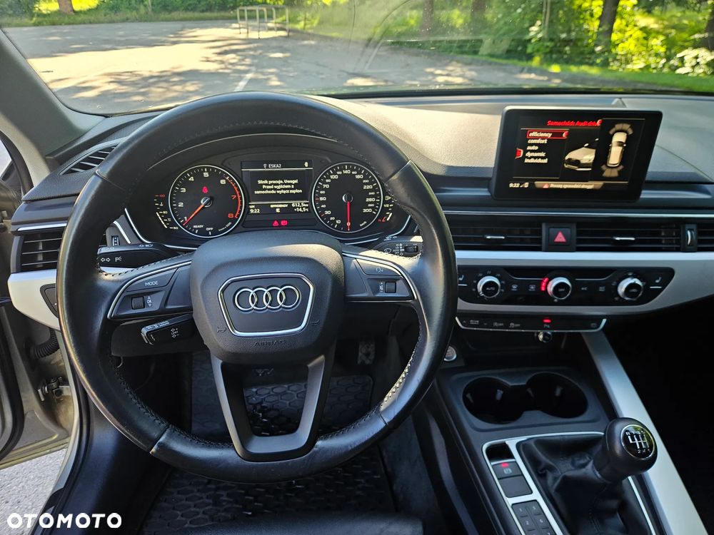 Audi A4 Avant 40 TFSI design - 14