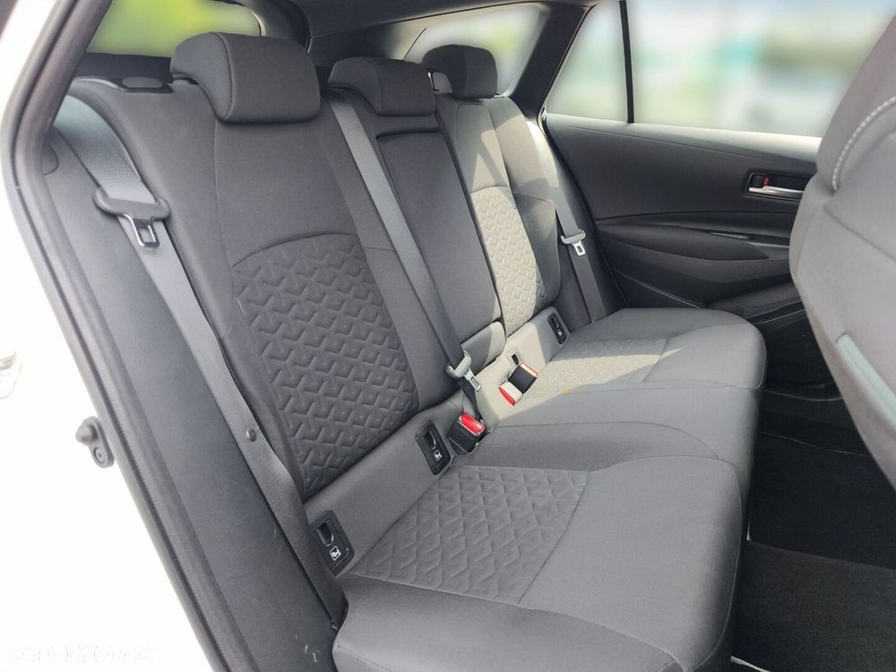 Toyota Corolla 2.0 Hybrid Comfort - 11
