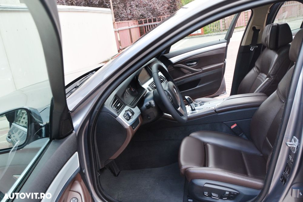 BMW Seria 5 520d Aut. Luxury Line - 16