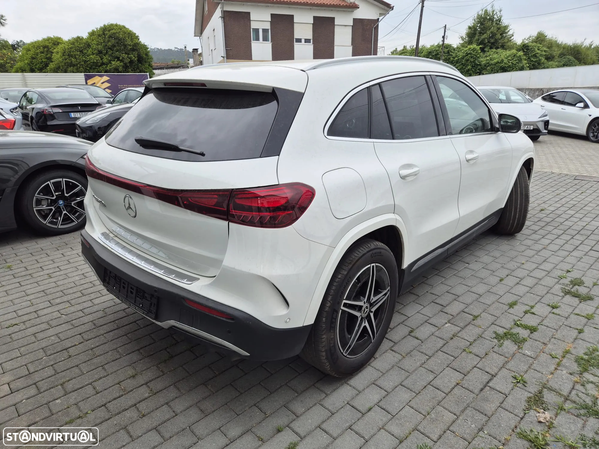 Mercedes-Benz EQA 250+ Edition - 3
