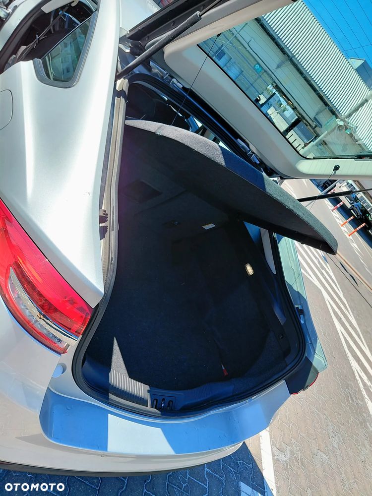 Ford Mondeo 1.5 EcoBoost Ambiente - 30