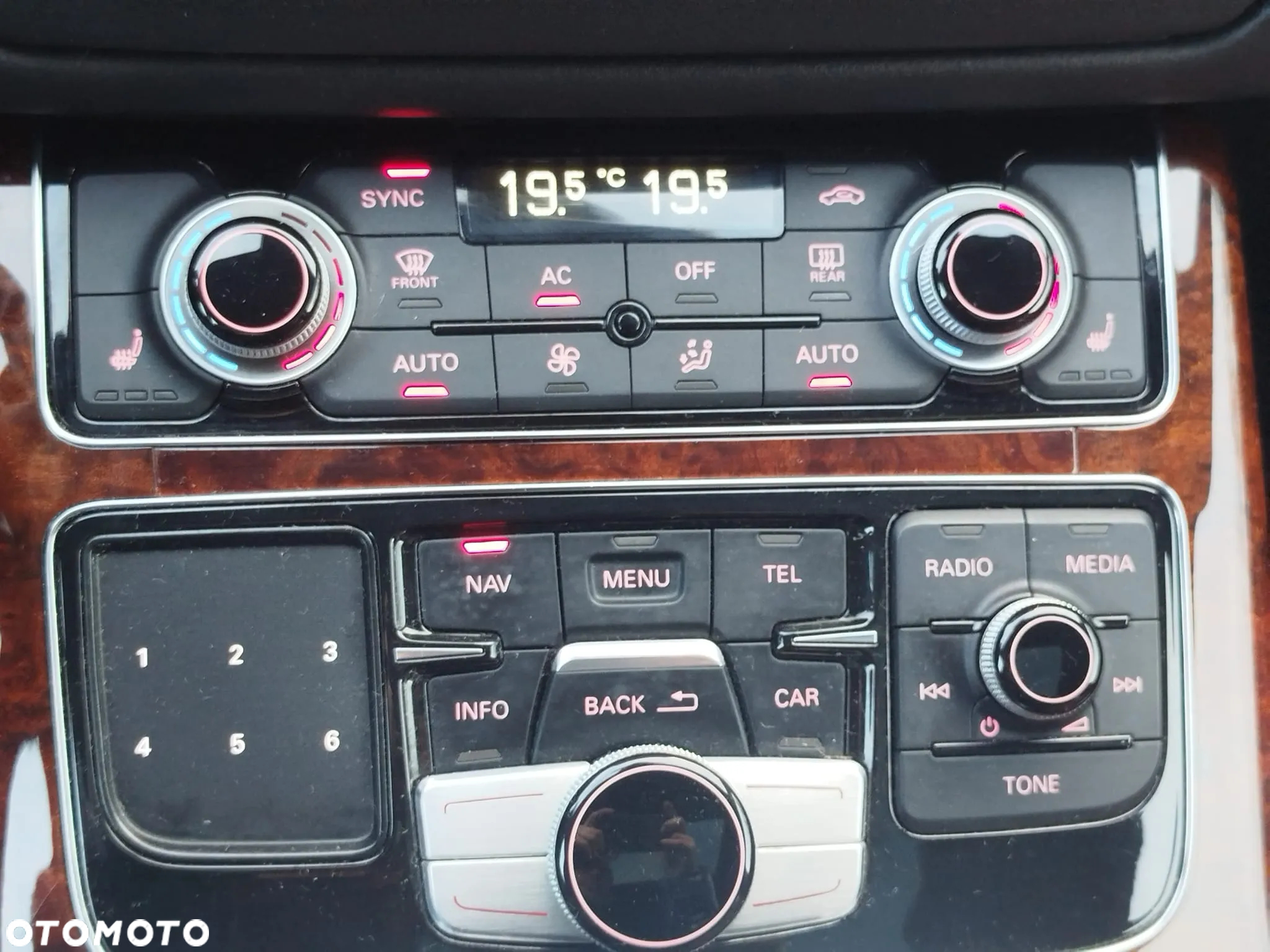 Audi A8 L 55 TFSI quattro tiptronic - 22