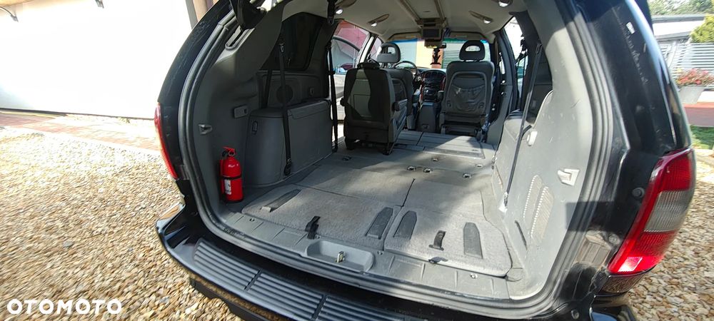 Chrysler Grand Voyager 2.8 CRD Limited S&G - 30
