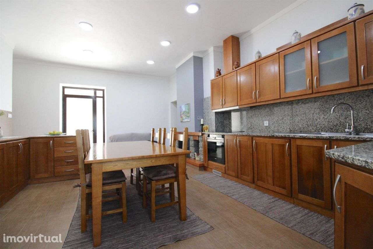 Quinta T4 em Macieira de Cambra, Vale de Cambra | ERA Imobiliária - Grande imagem: 3/19