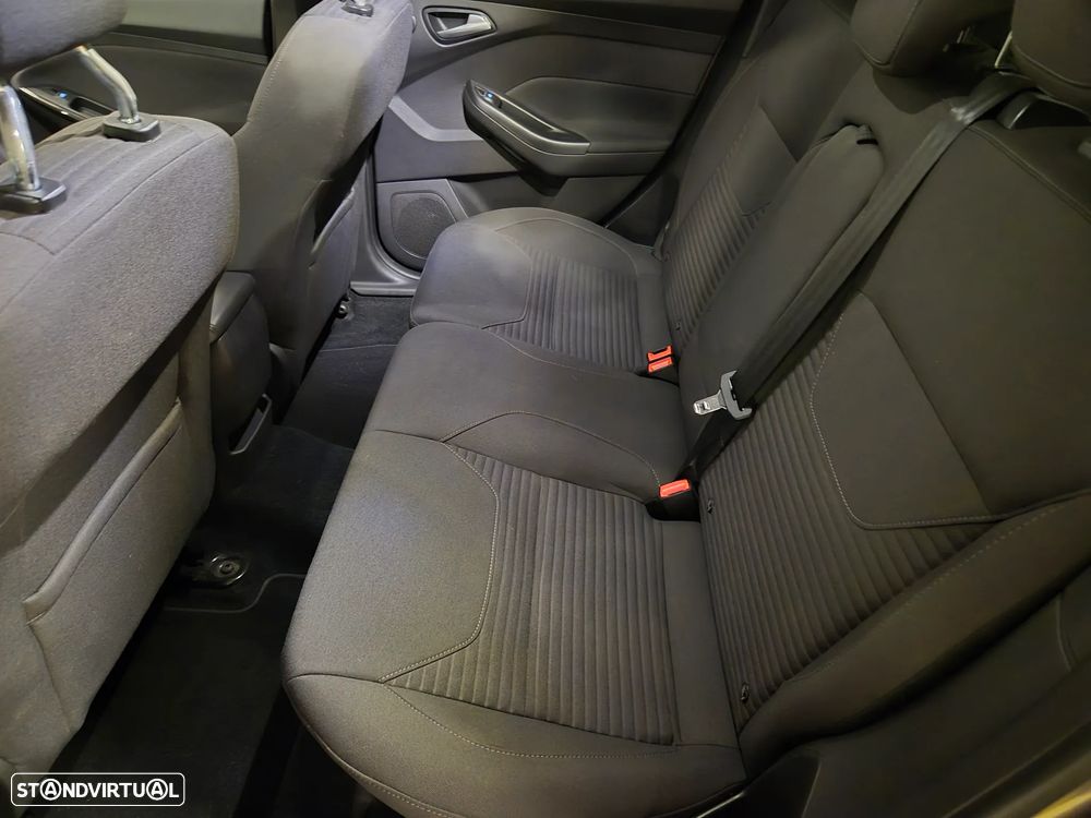 Ford Focus 1.5 TDCi Titanium - 36