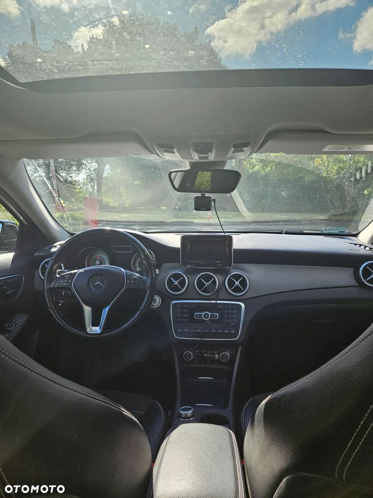 Mercedes-Benz GLA 250 4-Matic - 19