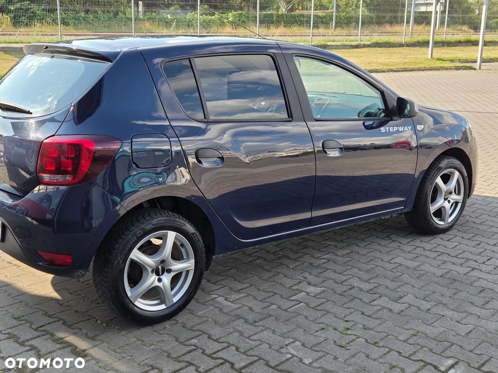 Dacia Sandero - 3