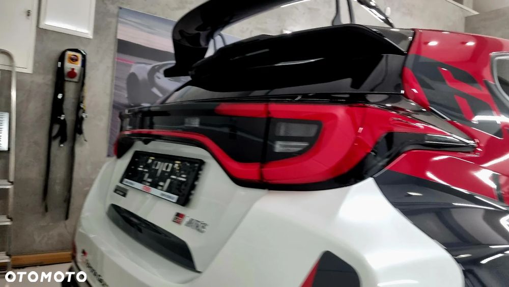 Toyota GR Yaris - 12