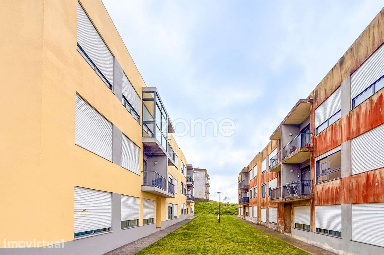 Apartamento T2 com Varanda nos Arrifes - Grande imagem: 3/28