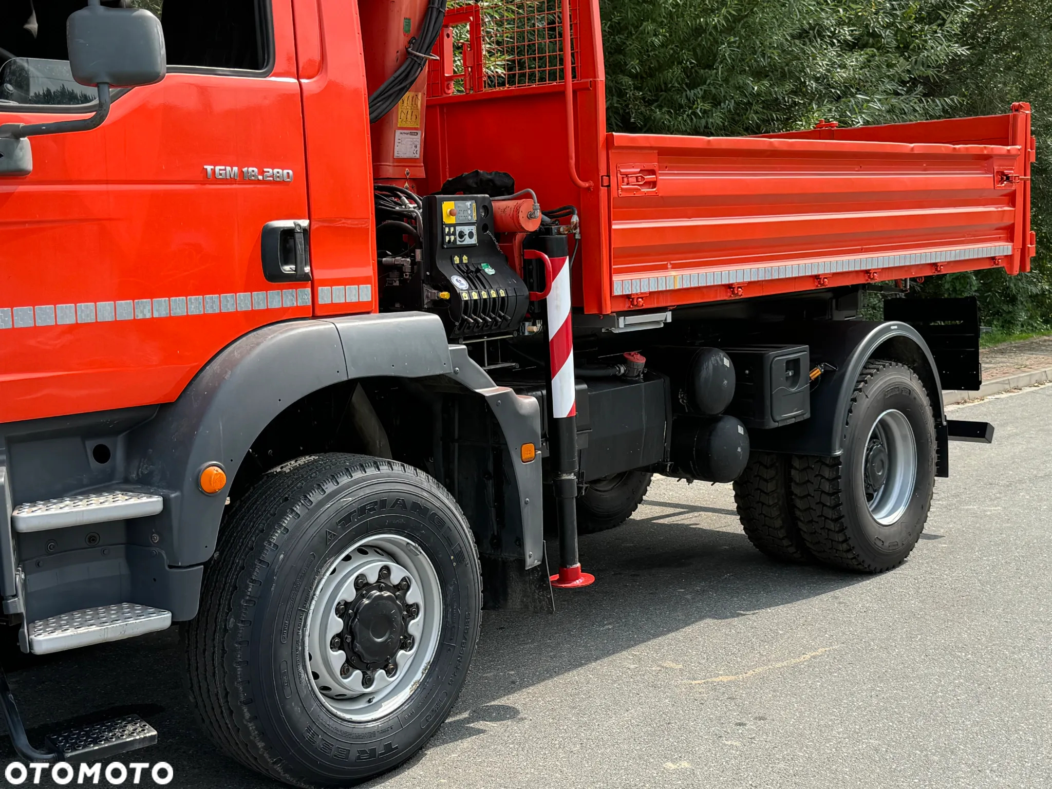 MAN TGM 18-280 MAN 4x4 HDS PALFINGER 105 KIPER WYWROTKA MEILLER BARDZO DOBRY STAN - 15