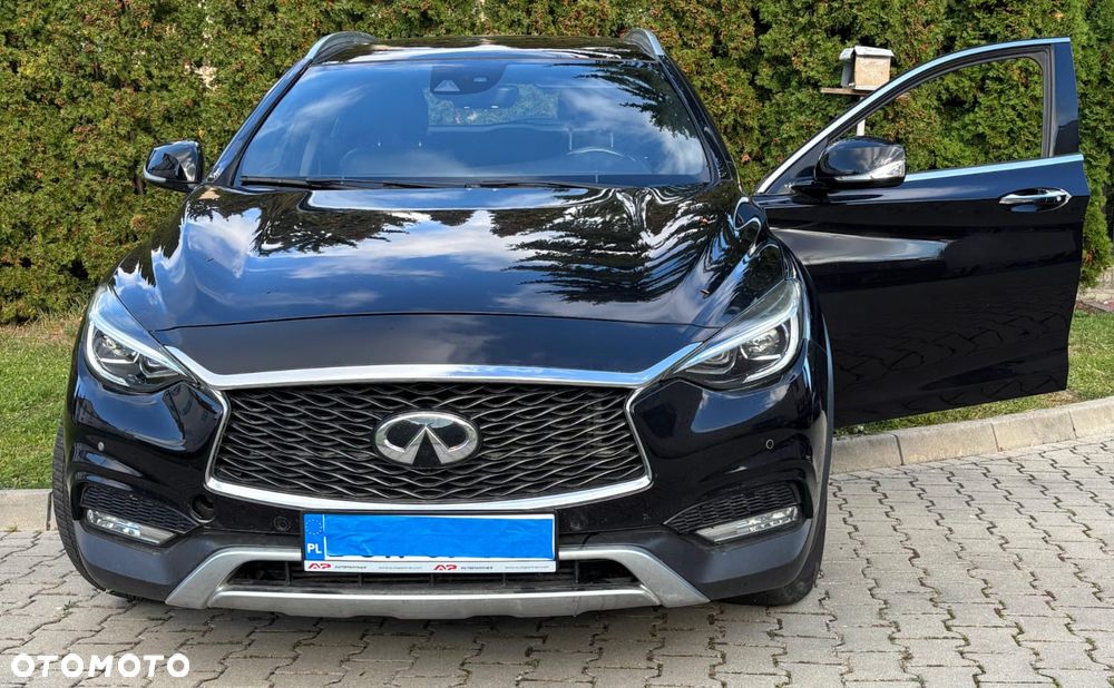 Infiniti Qx30