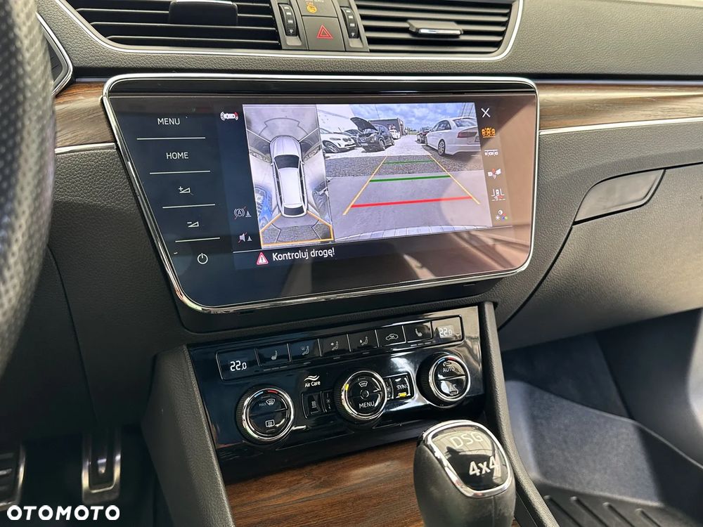 Skoda Superb 2.0 TDI SCR 4x4 Scout DSG - 9