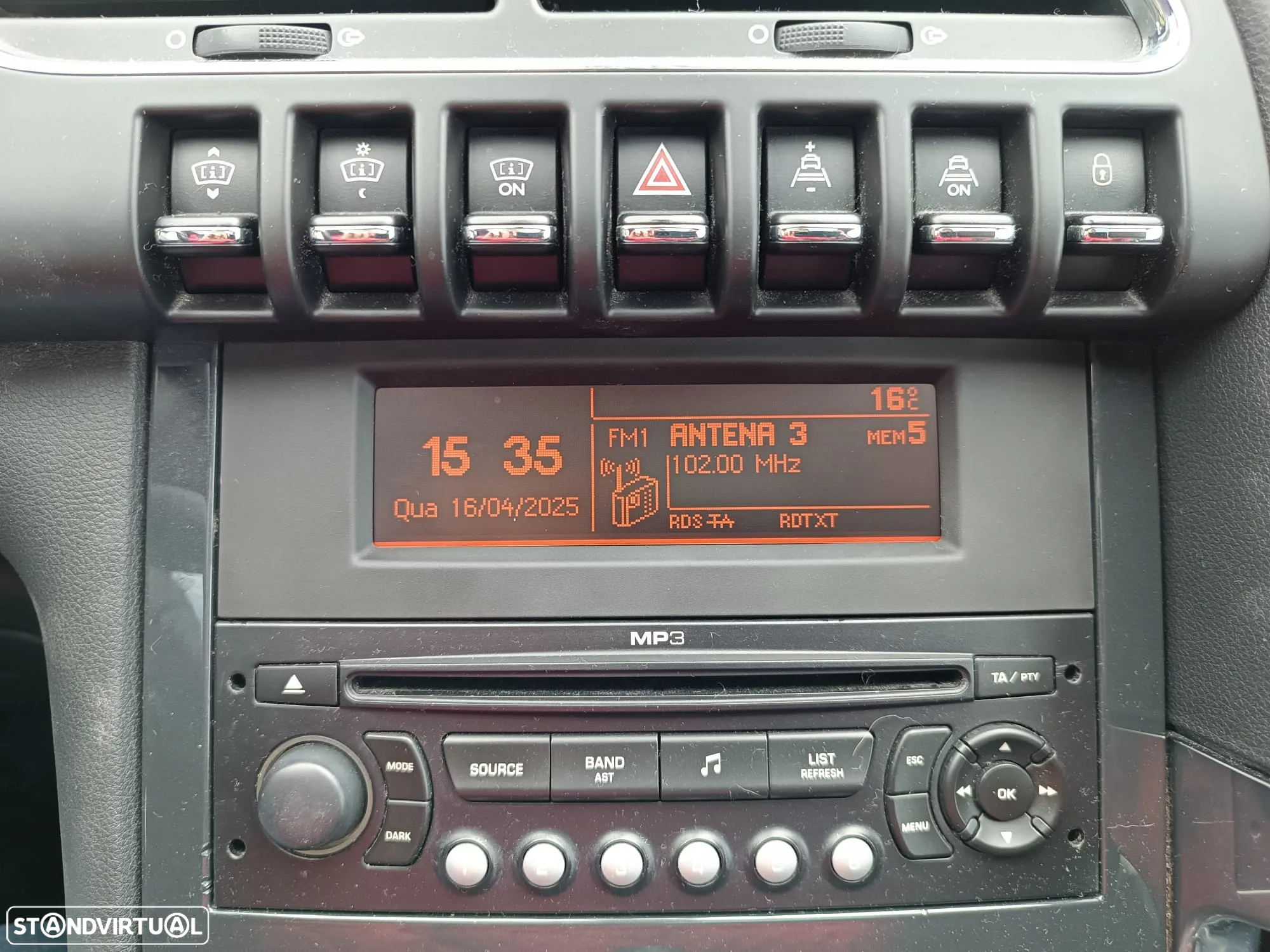 Peugeot 3008 1.6 HDi Executive - 23
