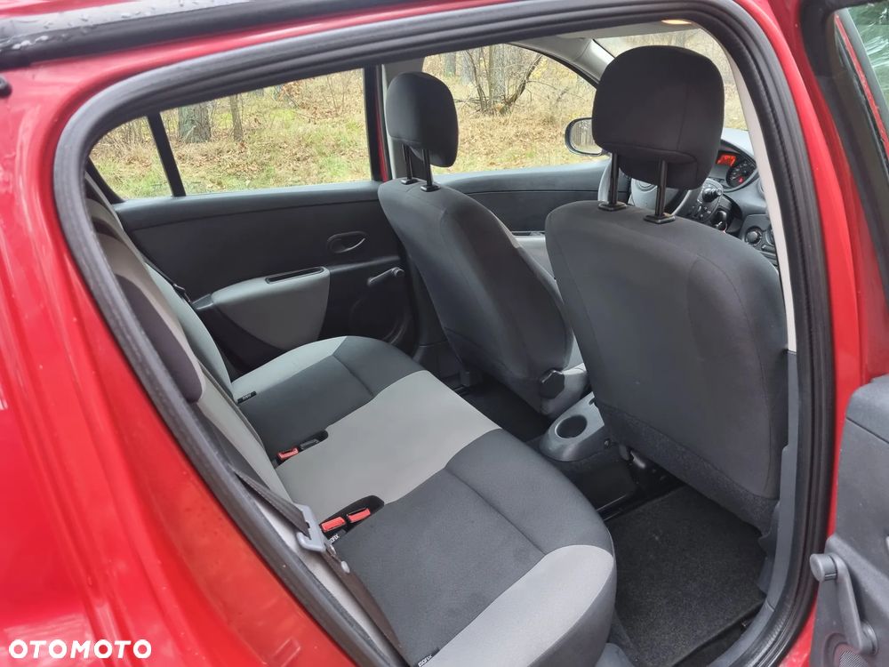 Renault Clio 1.5 dCi Alize - 14