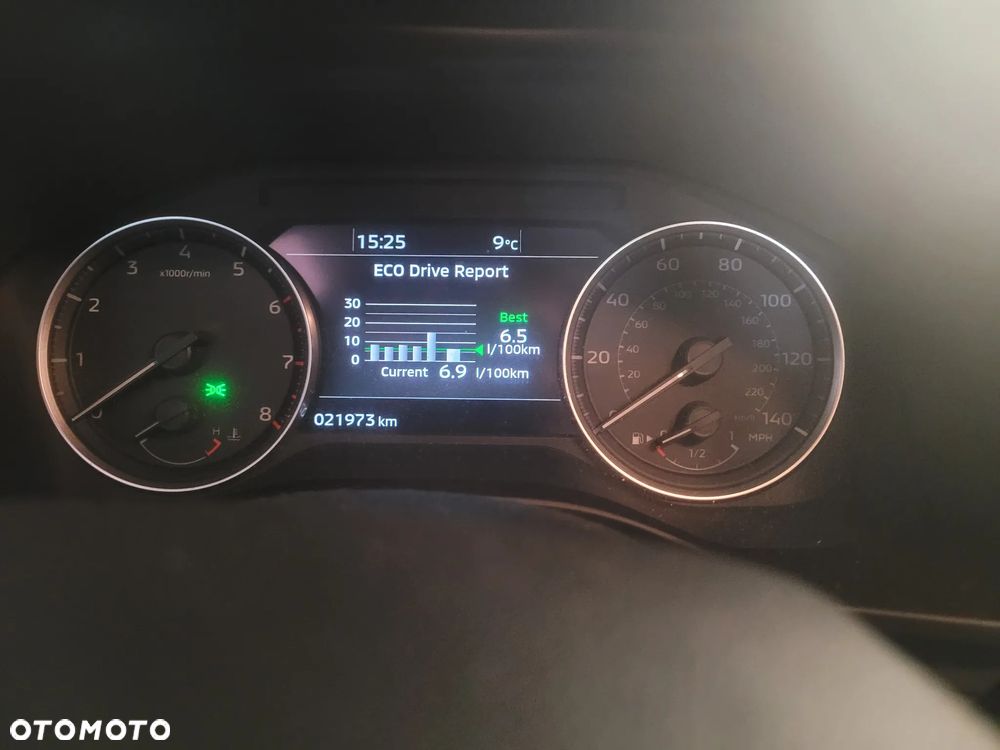 Mitsubishi Outlander - 19