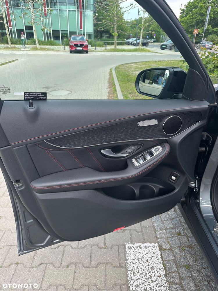 Mercedes-Benz GLC - 11