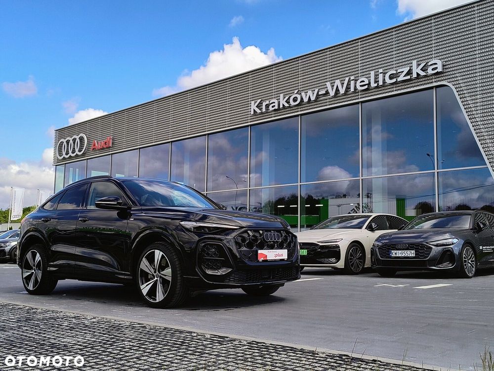 Audi Q5 Sportback - 37