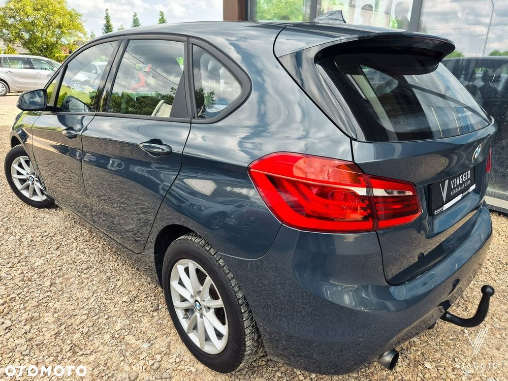 BMW Seria 2 218i Advantage - 4