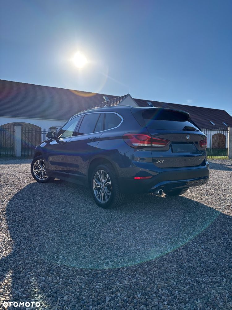 BMW X1 sDrive16d - 4