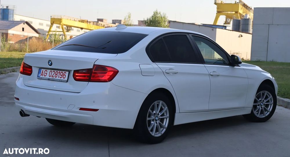 BMW Seria 3 316i Modern Line - 9