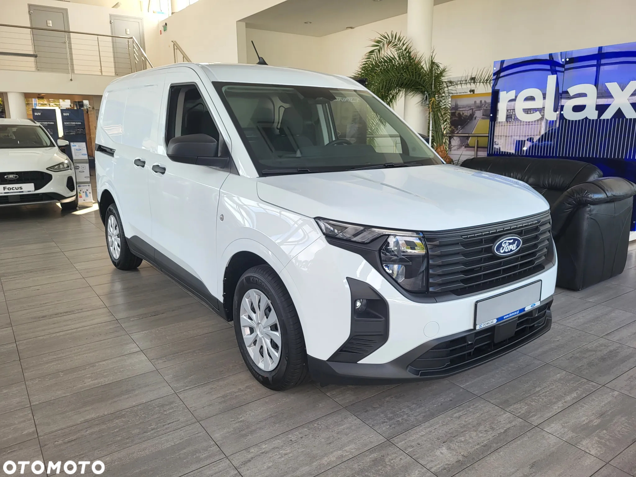 Ford Courier - 4