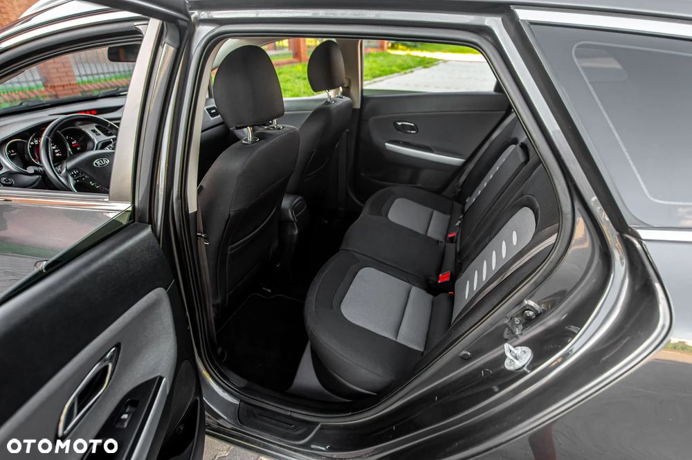 Kia Ceed 1.6 GDI Business Line - 22