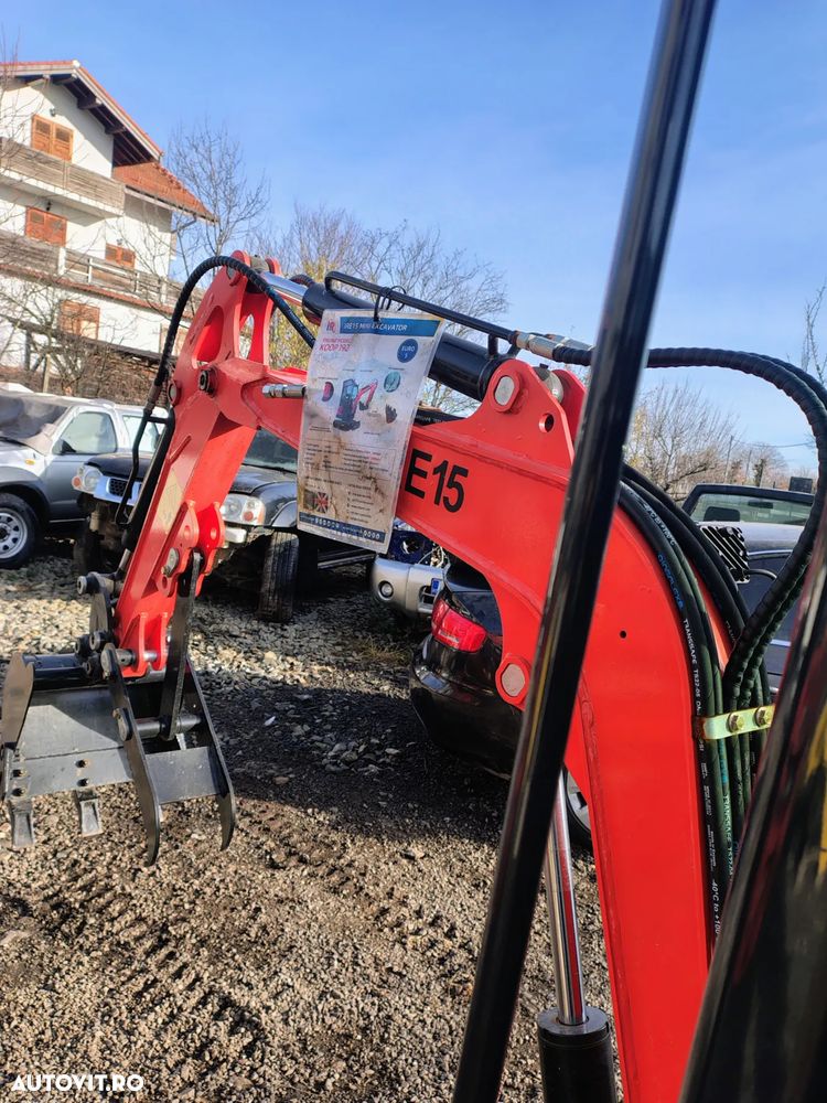 Cat MINI EXCAVATOR IRE15 - 4