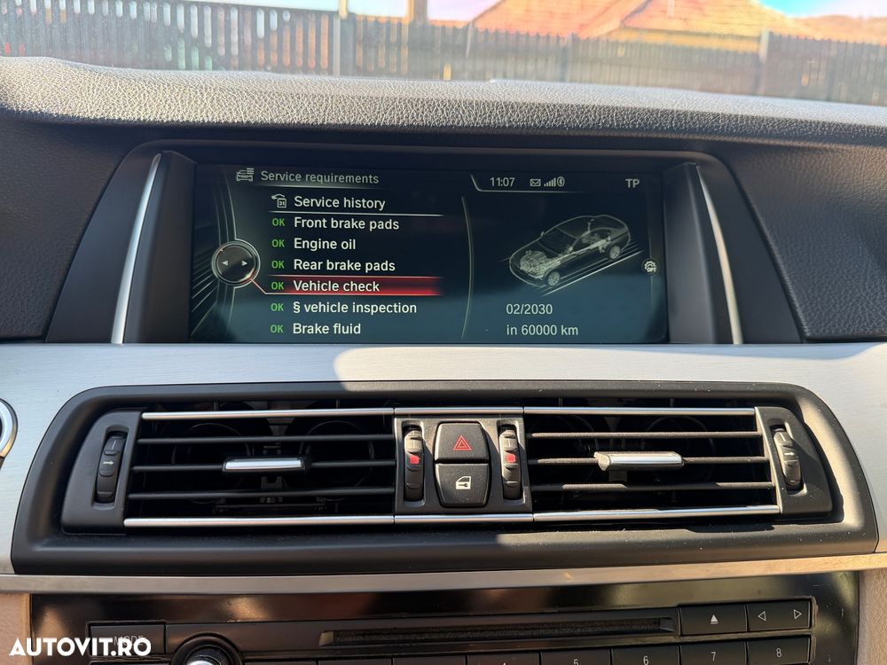 BMW Seria 5 535d xDrive AT - 25