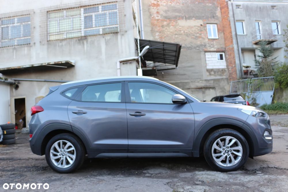 Hyundai Tucson blue 1.7 CRDi 2WD DCT Style - 8