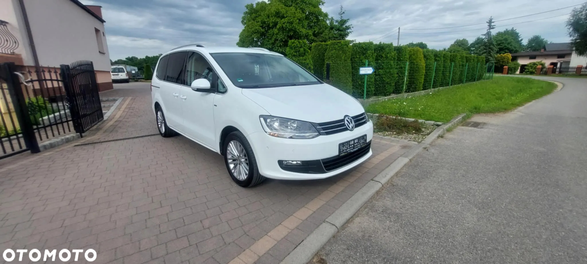 Volkswagen Sharan 1.4 TSI BlueMotion Technology Cup - 12