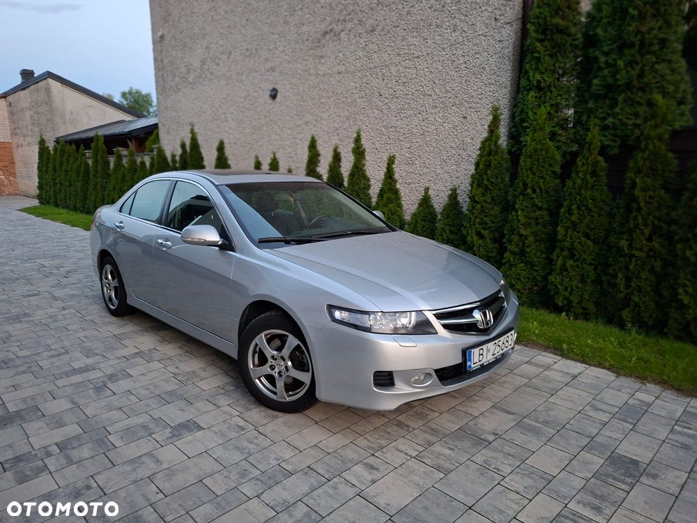 Honda Accord 2.0 i Automatik Executive - 2