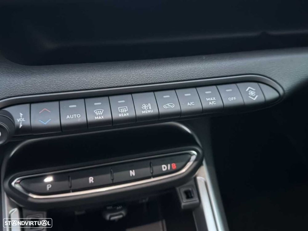 Jeep Avenger 54 kWh Summit - 17