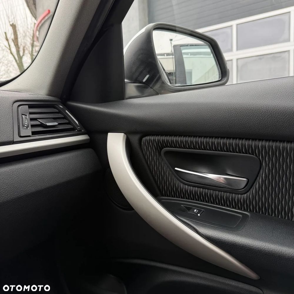 BMW Seria 3 ver-318d - 25
