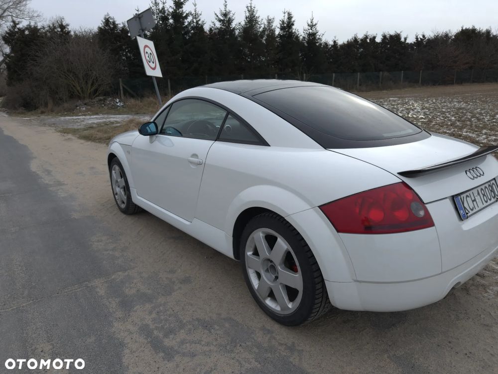 Audi TT Coupé 1.8T - 16