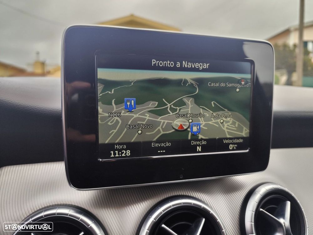 Mercedes-Benz CLA 220 d Shooting Brake AMG Line Aut. - 21