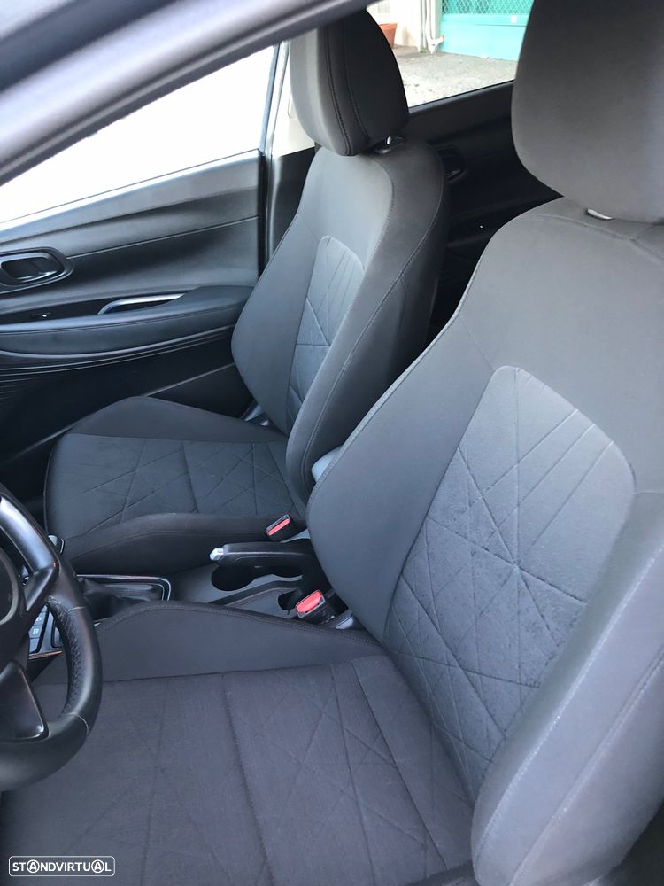 Hyundai Bayon 1.0 T-GDi Premium DCT - 26