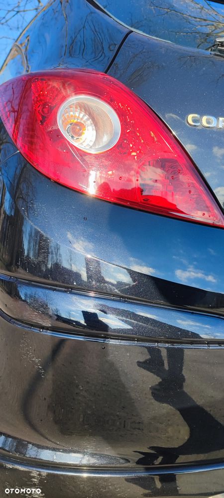 Opel Corsa 1.6T GSI - 8