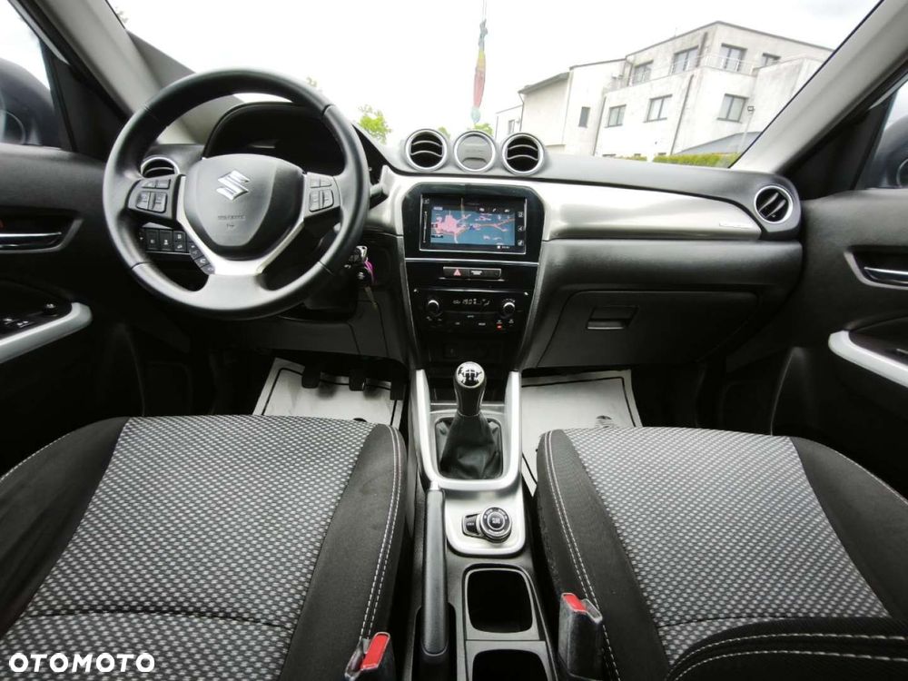 Suzuki Vitara - 8