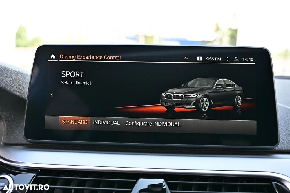 BMW Seria 5 530d xDrive AT MHEV - 12