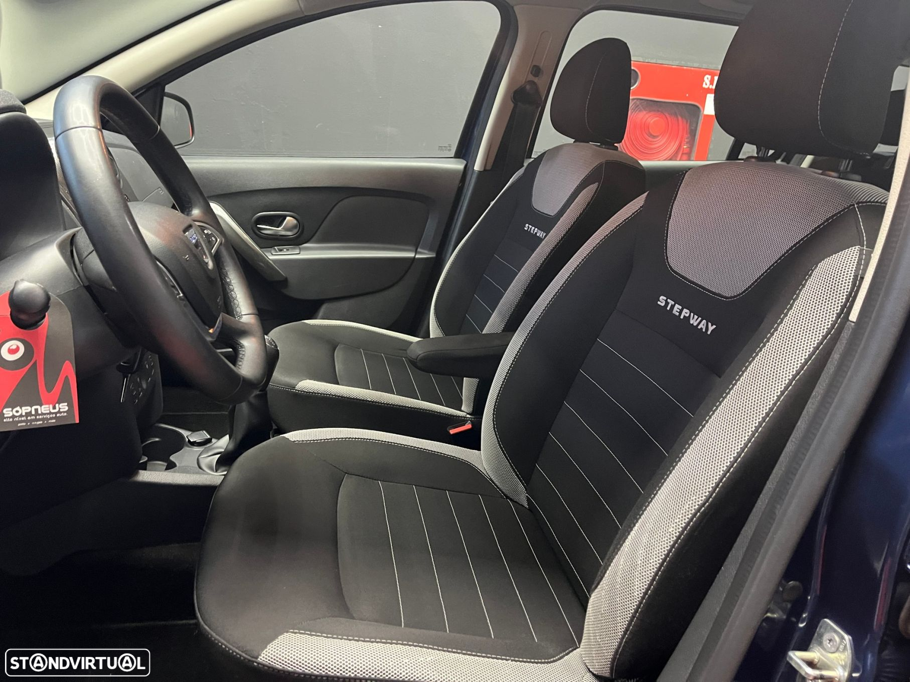 Dacia Logan MCV 0.9 TCe Stepway - 7