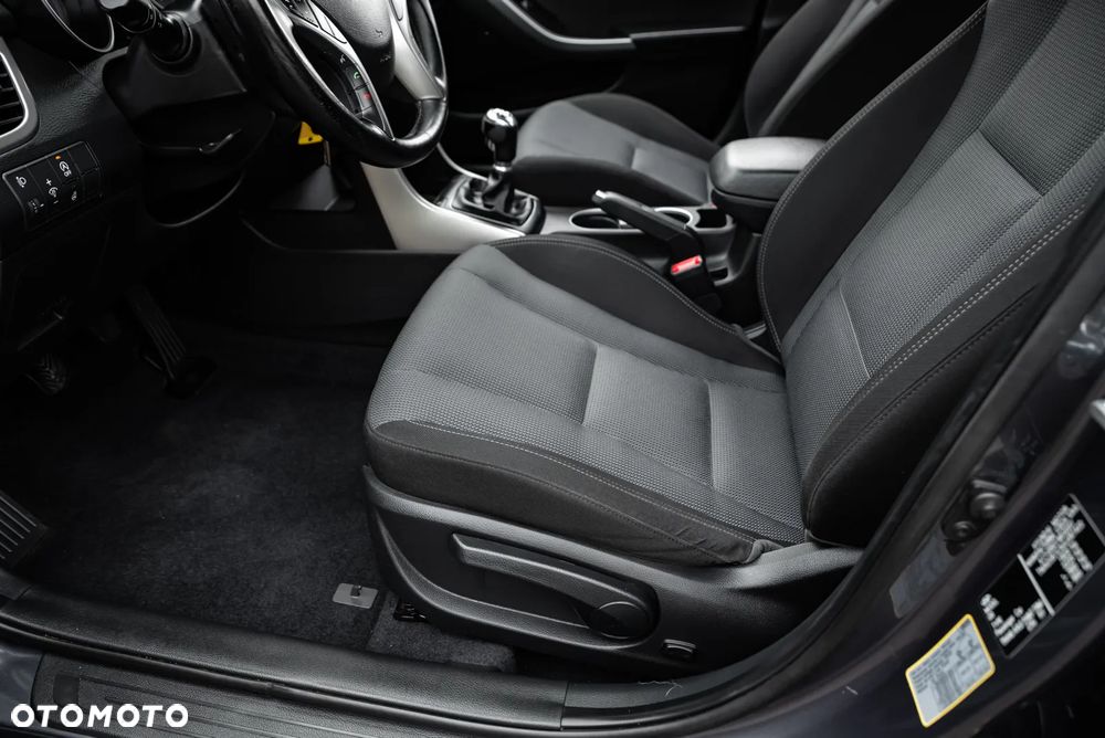 Hyundai i30 blue 1.6 GDI Style - 20