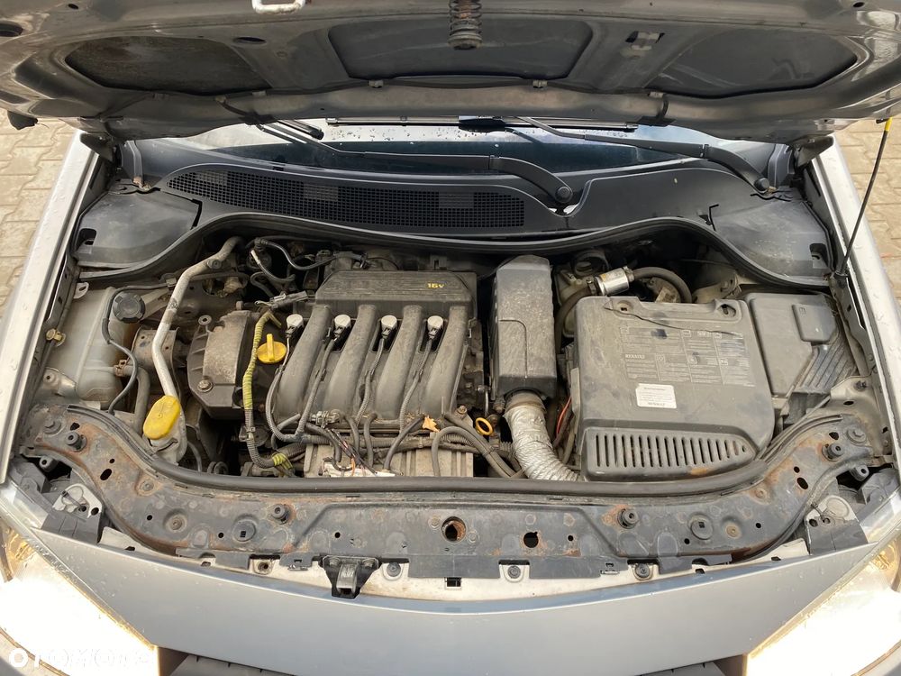 Renault Megane 1.4 Avantage - 9