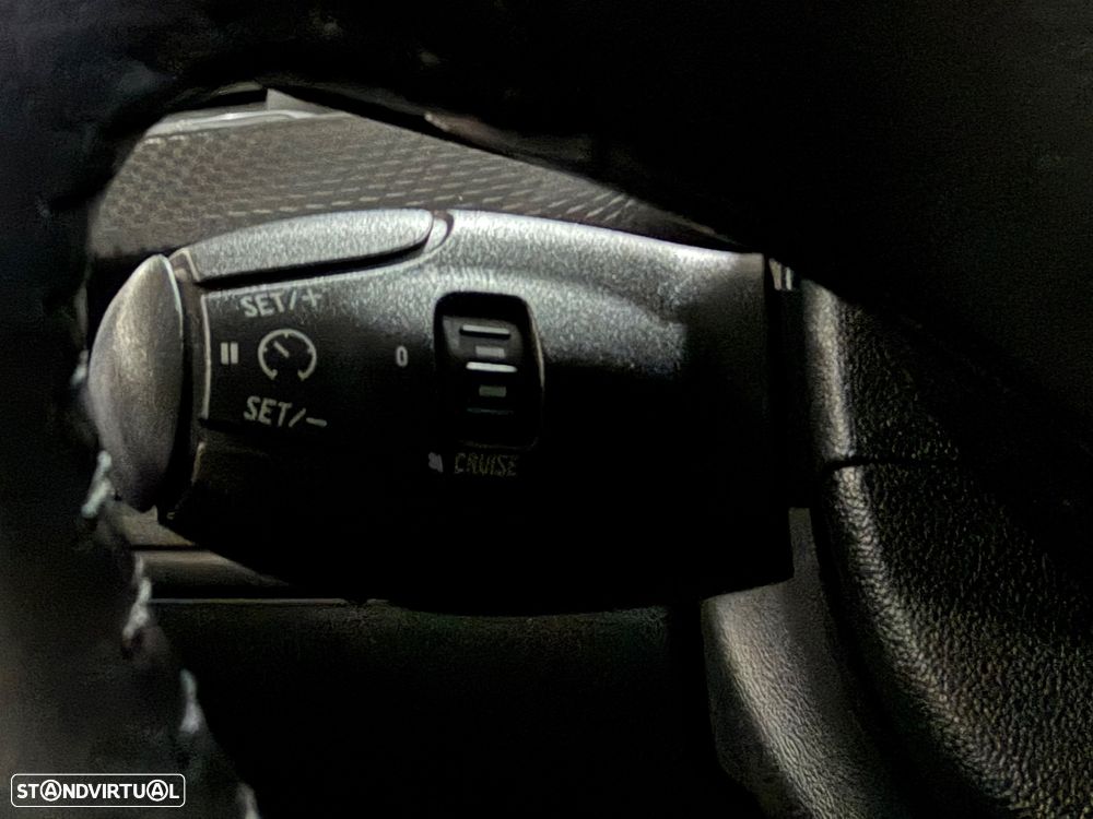 Peugeot 2008 1.2 PureTech Style - 13