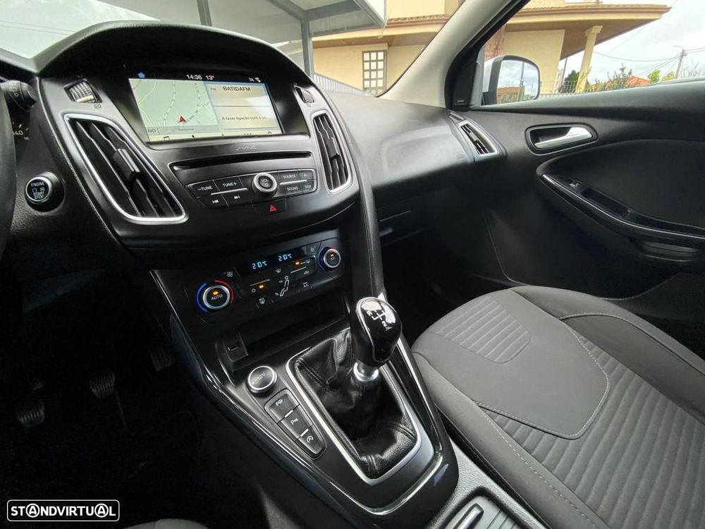 Ford Focus SW 1.5 TDCi Titanium - 6