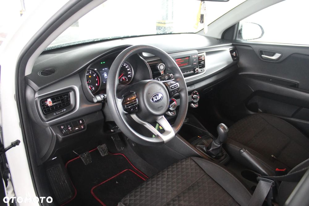 Kia Rio 1.4 L - 13